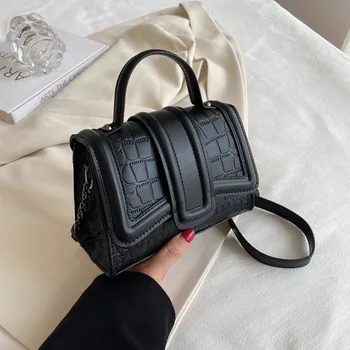 Легкая роскошная мини-квадратная сумка с простым дизайном, Корейская модная сумка через плечо с цепочкой, Женская Зимняя популярная новая сумка через плечо