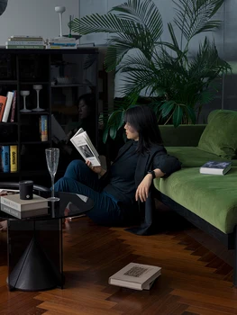 Диван Бархатный Зеленый Современная гостиная Фланелевый Арт-диван для трехместной маленькой квартиры