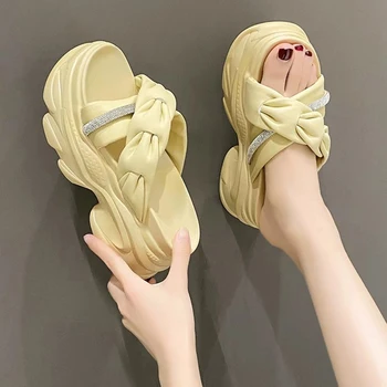 Летние тапочки на платформе из искусственной кожи для женщин, модная женская обувь на высоком каблуке, Летние тапочки, женская нескользящая пляжная обувь